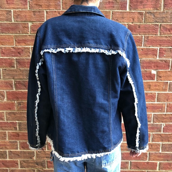 🔥90’s/Y2K Vtg Frayed Denim Jacket🔥 - Picture 4 of 4